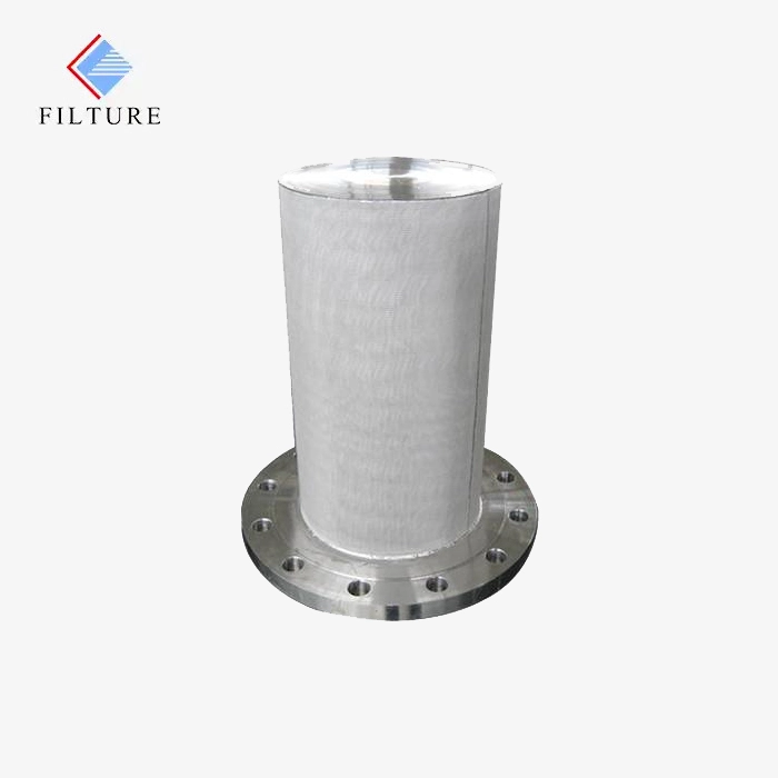 A flanged sintered filter cartridge made from fine wire mesh sintering, providing high dirt-holding capacity.