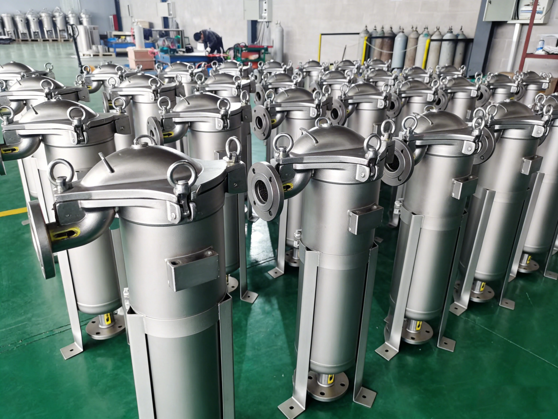 sintered powder filter housing